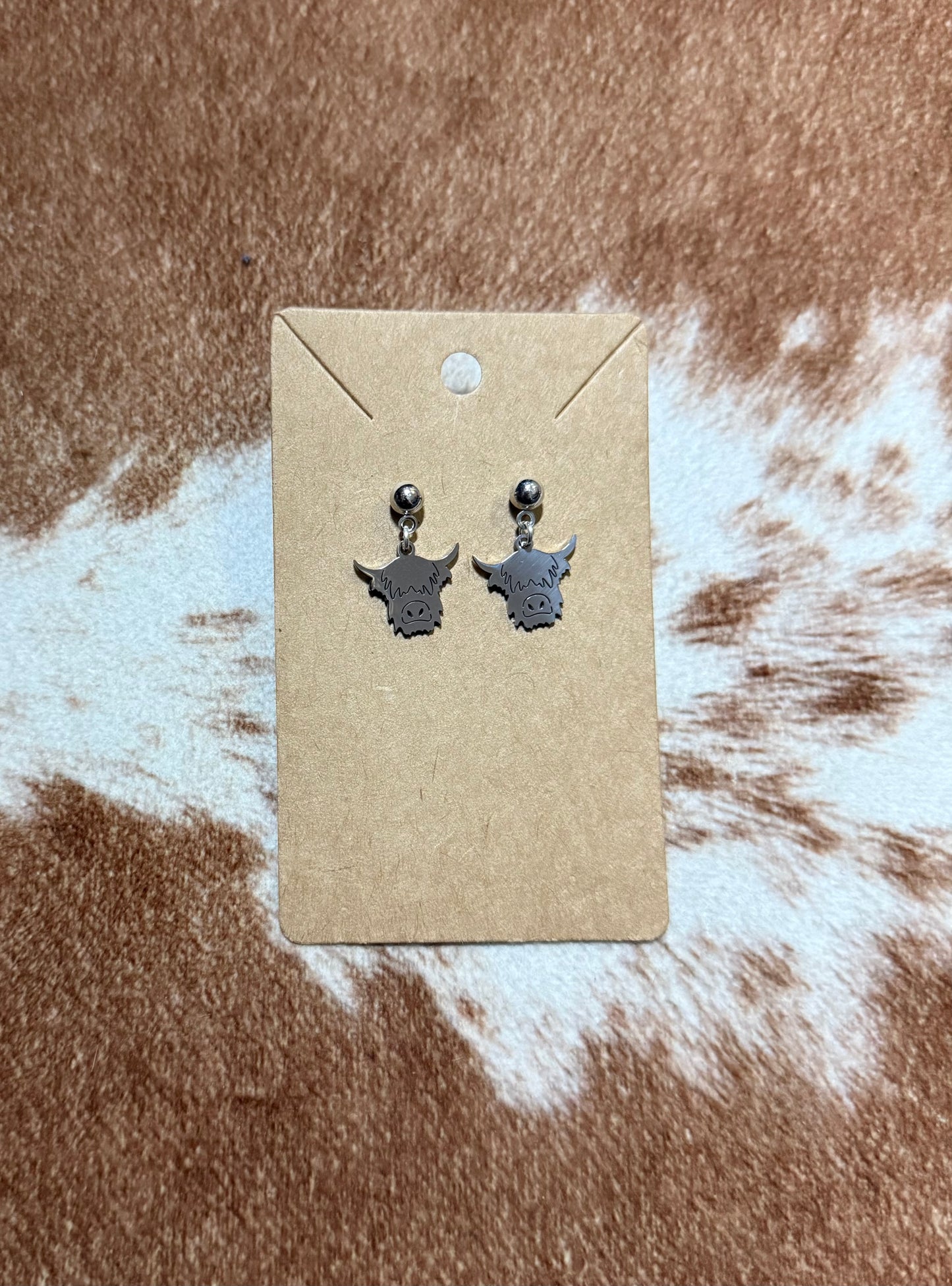 Highland Cow Dangle Earrings
