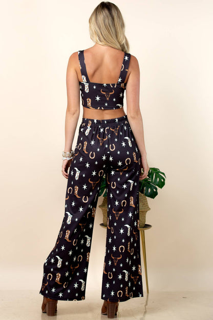 T1549-6175-Tisha Lucky Cow Head Print Crop Top
