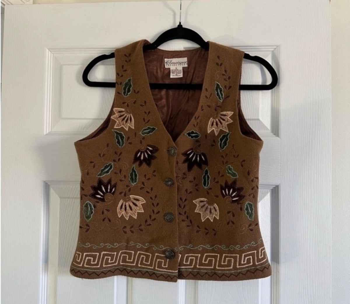 Classique Embroidered Wool Vest