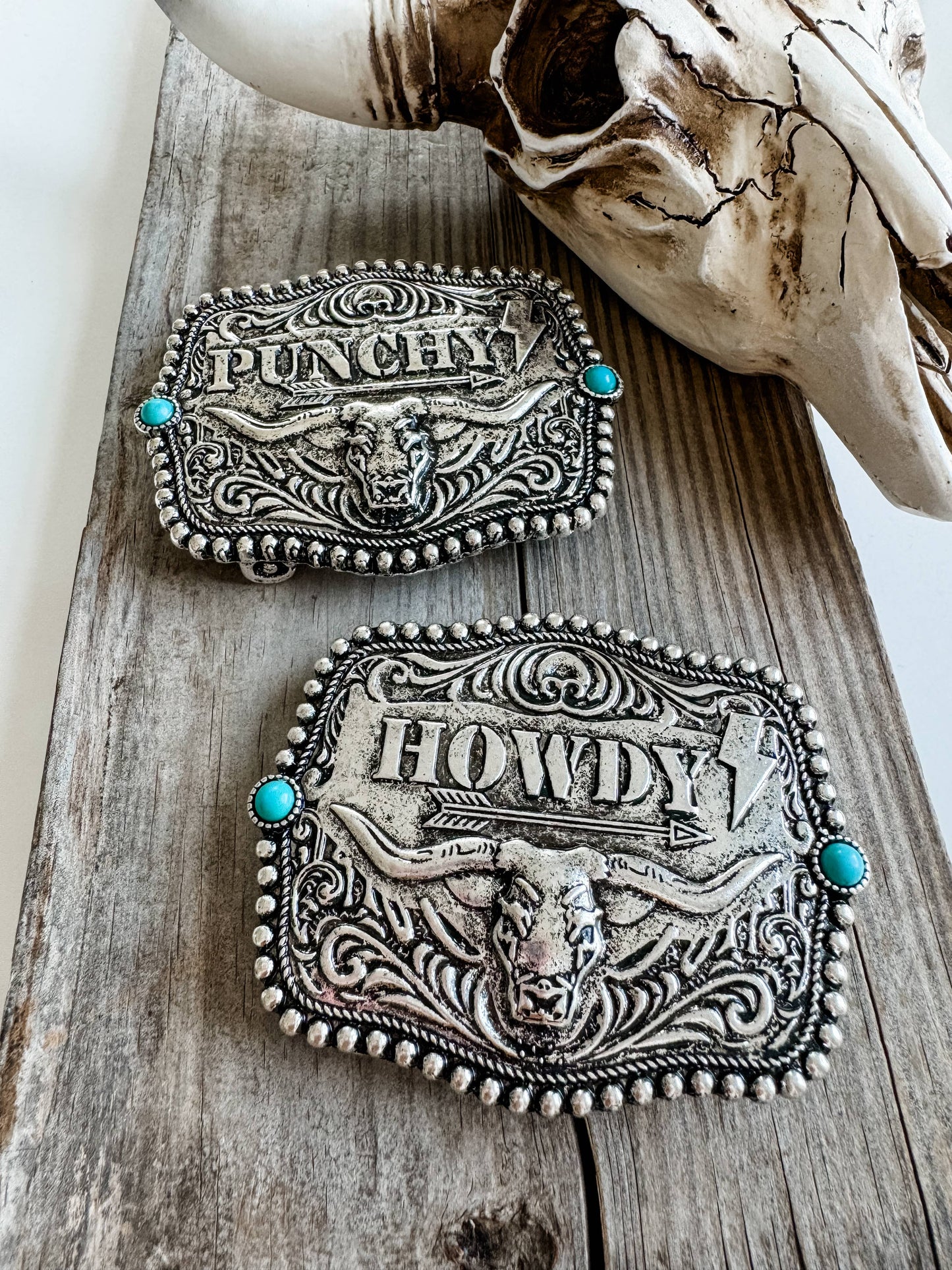 Western Typography Belt Buckle - Howdy - Punchy - Concho