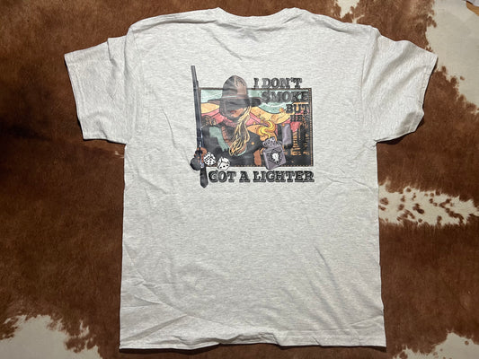 I Don’t Smoke But He’s Got a Lighter Lainey Wilson Graphic T-shirt