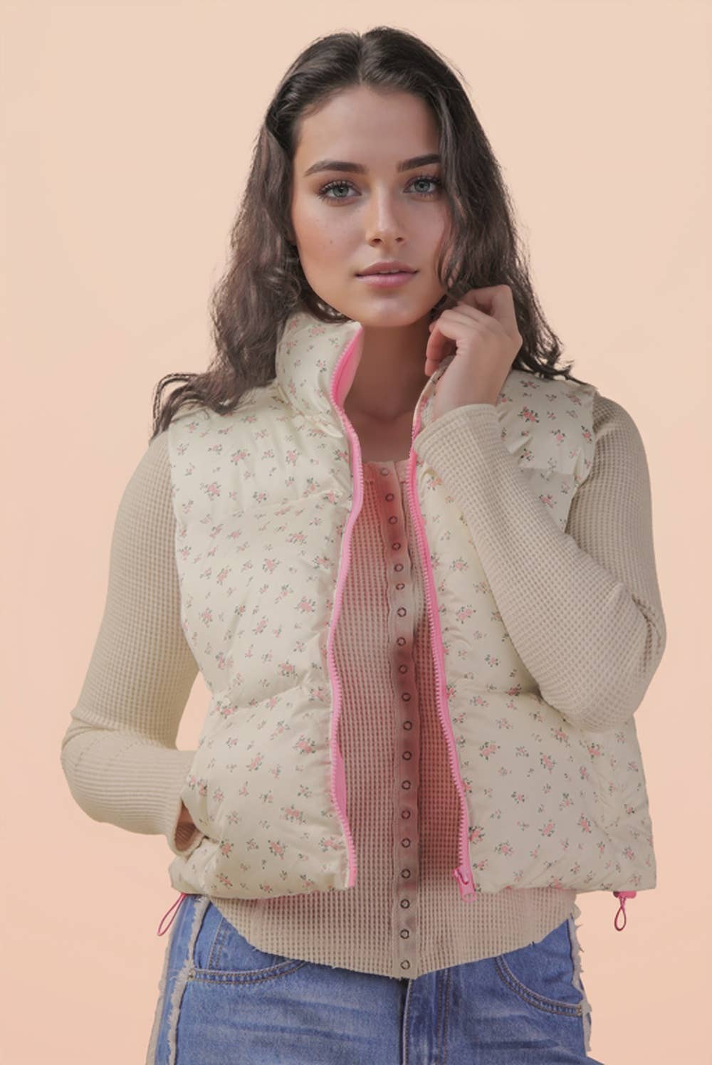 NJ90395-Floral Printed Cropped Puffer Vest