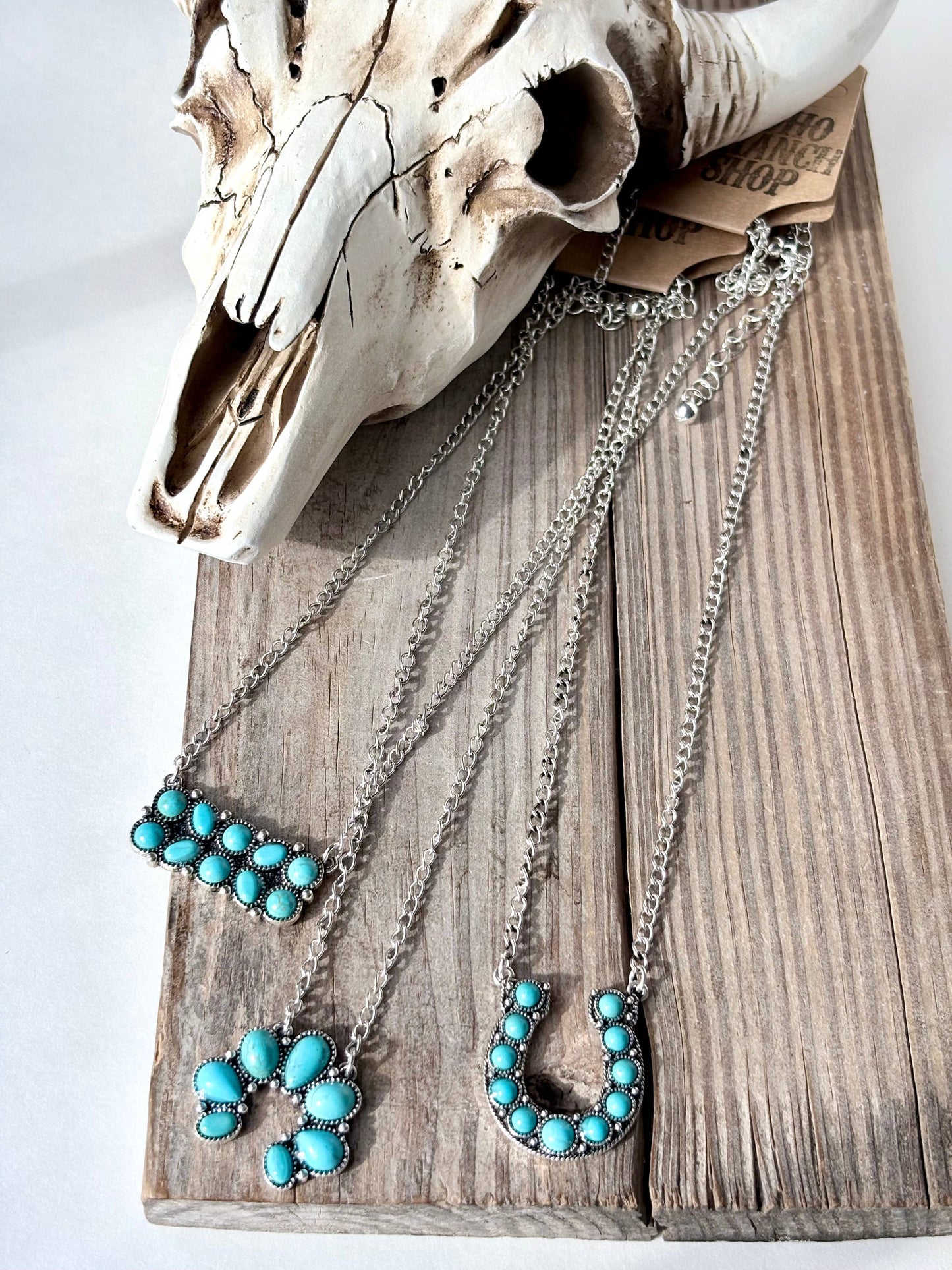 Western Style Turquoise Stone Pendant Link Chain Necklace