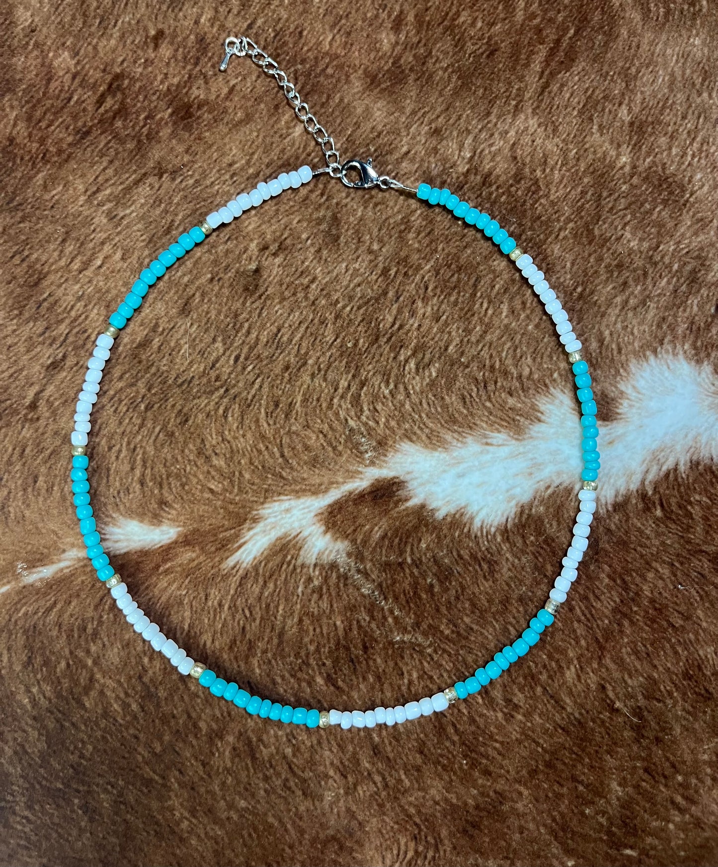 Turquoise and White Colour Block Seed Bead Choker Necklace