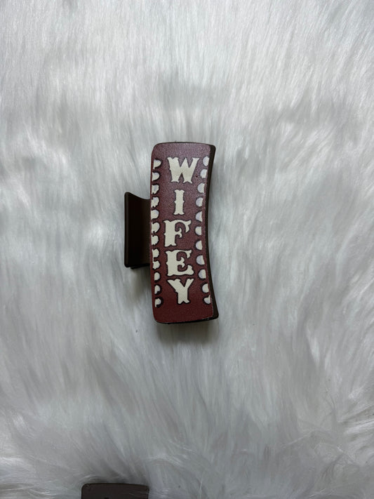 Wifey Claw Clip
