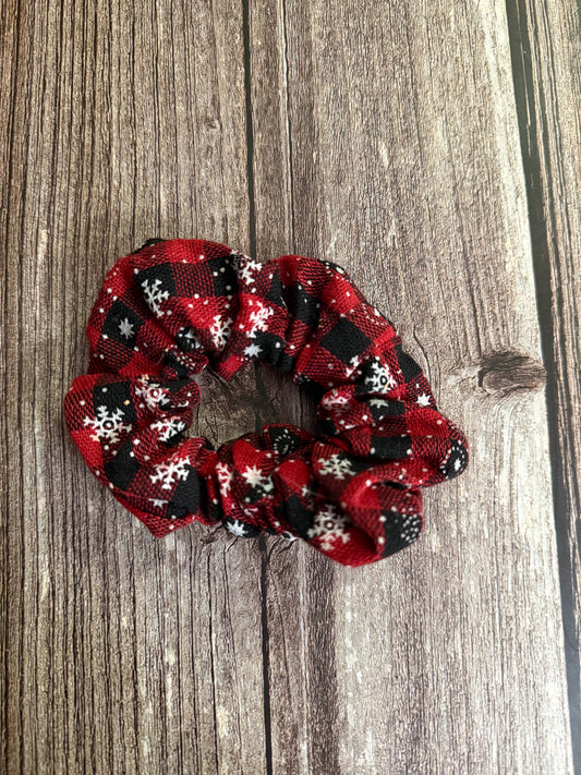 Snowy Buffalo Plaid Scrunchie