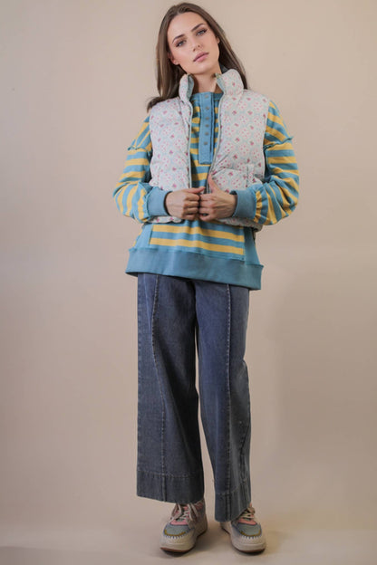 NJ90395-Floral Printed Cropped Puffer Vest