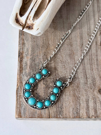 Western Style Turquoise Stone Pendant Link Chain Necklace
