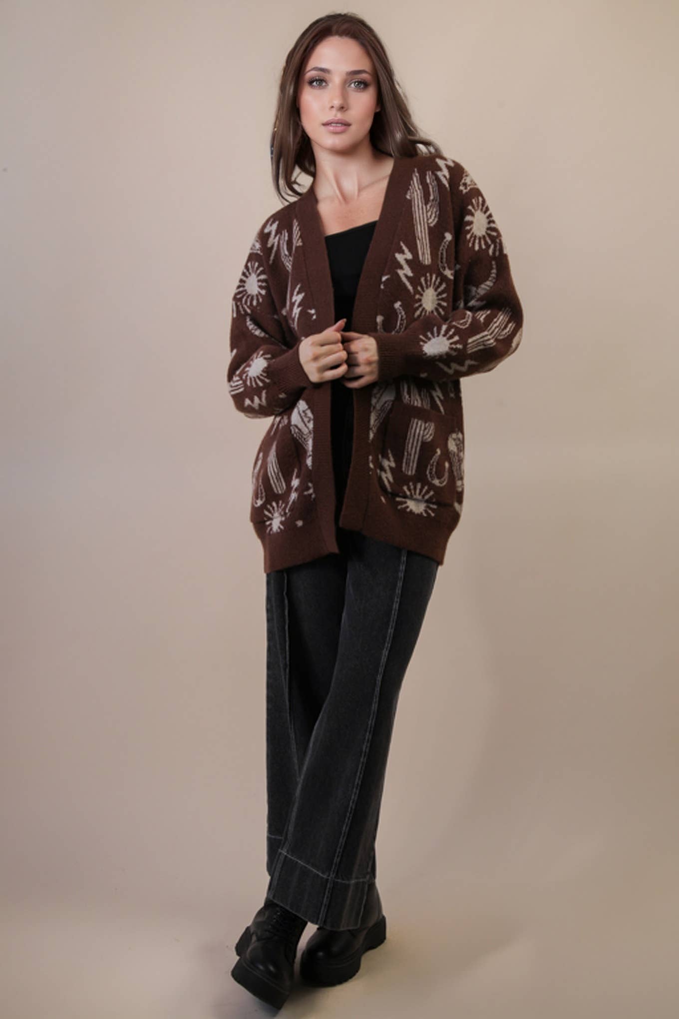 12W3393N-Oversized Western Graphic Knit Sweater Cardigan