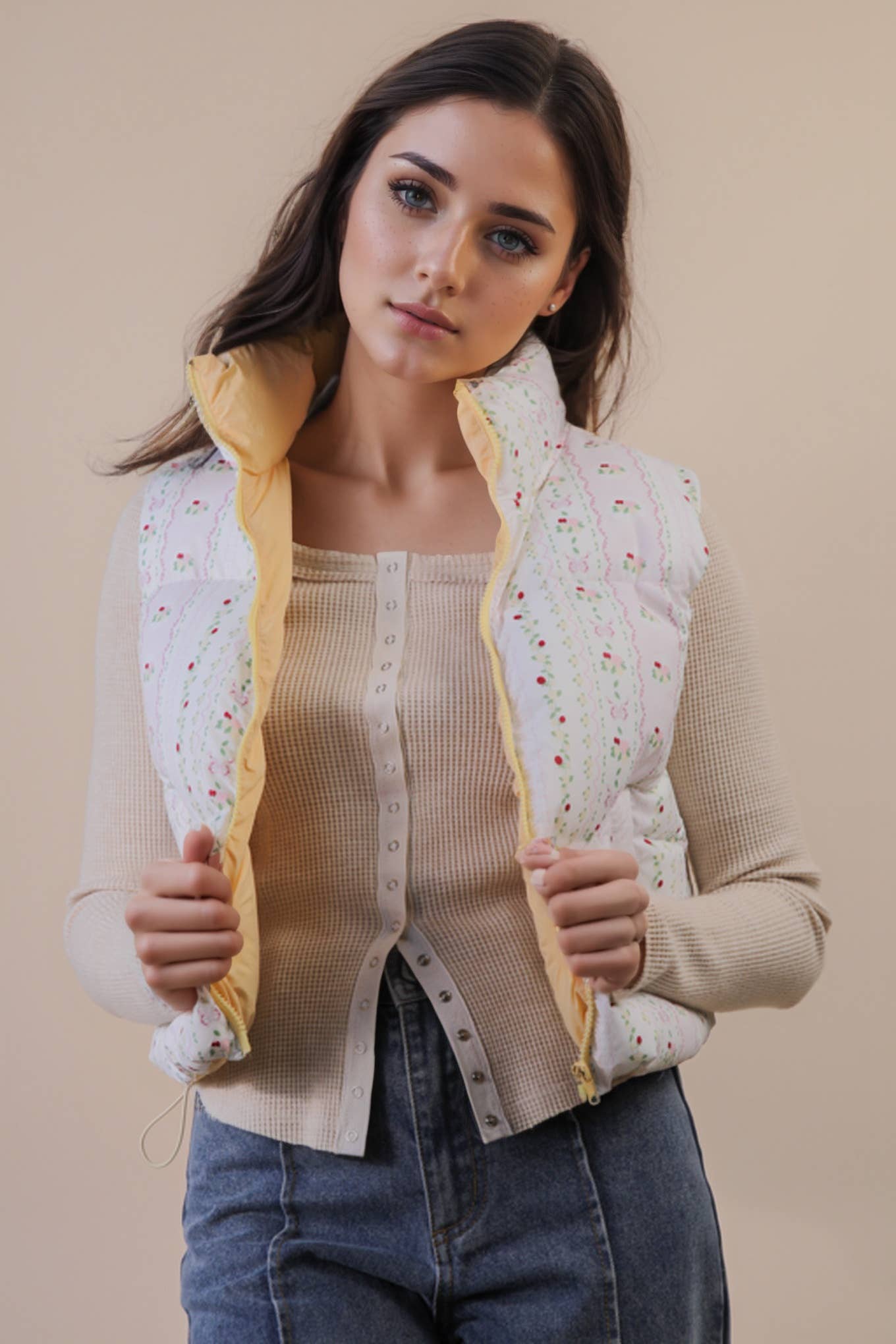 NJ90395-Floral Printed Cropped Puffer Vest