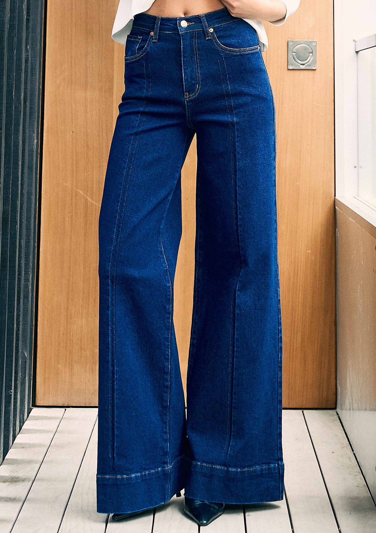 Wide Leg Jeans With Center Release Pintuck
